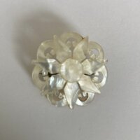 Vintage broche no 9