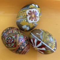 Dekorationsæg i træ no 4