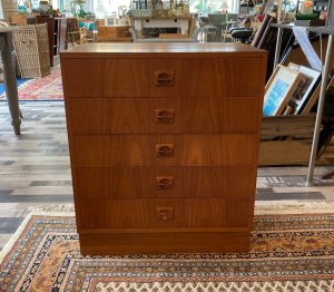 Teak kommode no 28