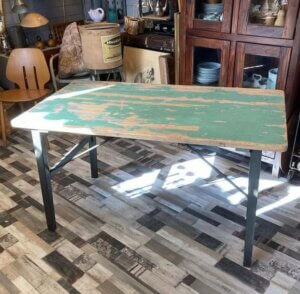 Vintage bord no 6