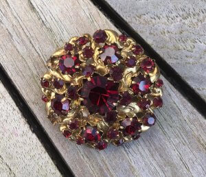 Vintage broche No 1