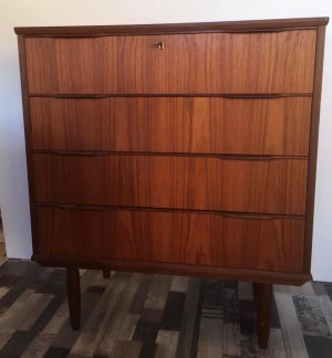 Teak Kommode No 20