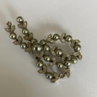 Vintage broche no 15