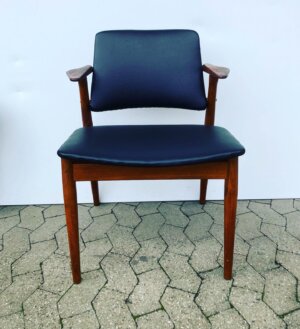Arne Vodder armchair no 1